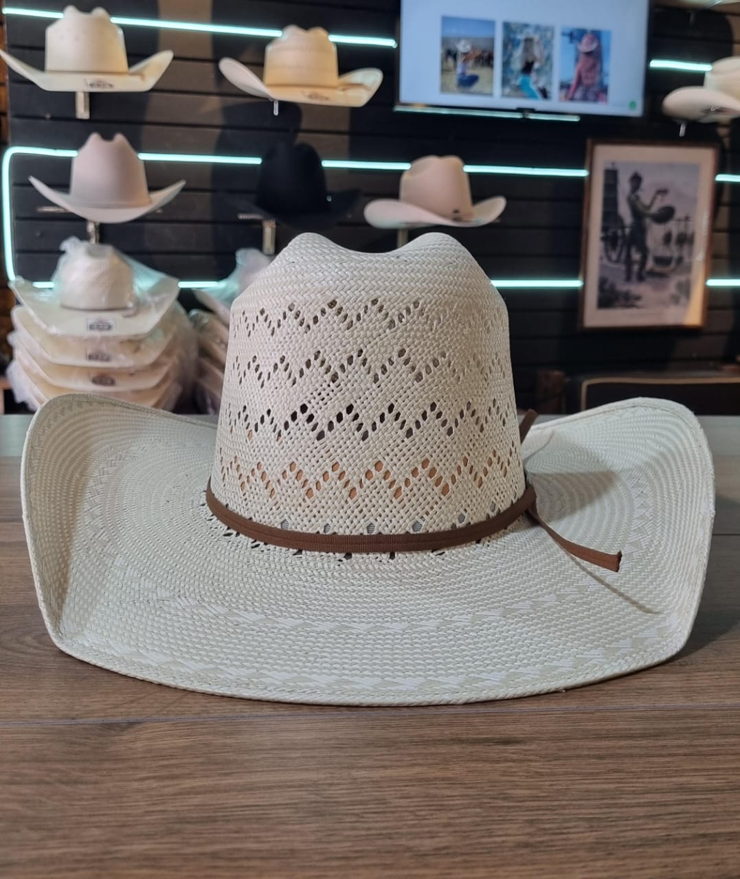 Sombrero Zig-Zag  Minnick